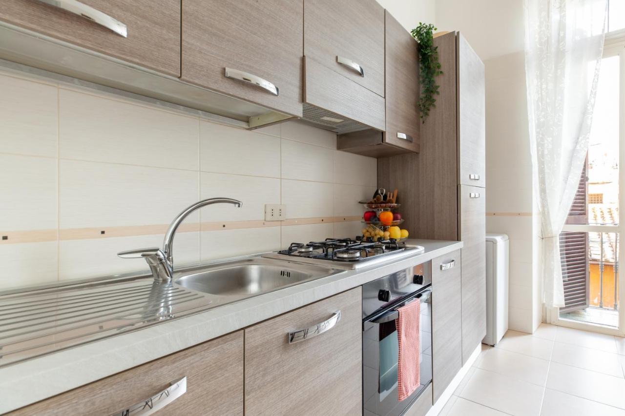 Leonardo Suite Navona Ρώμη Εξωτερικό φωτογραφία